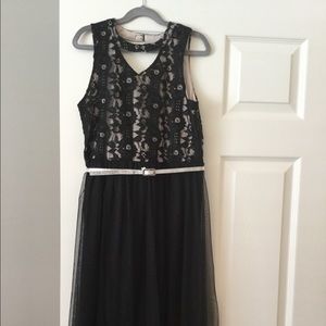 Girls dress